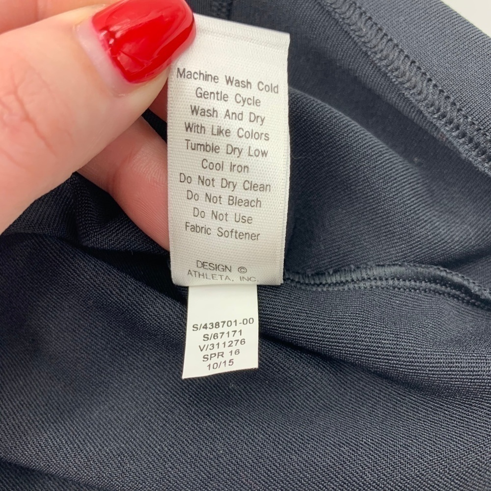 🎉Athleta Black Racerback Tank Top - Picture 8 of 8